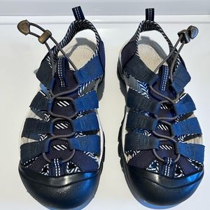 Women’s Keen sandals